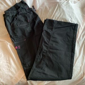 Wonder Wink 2xl scrub pants